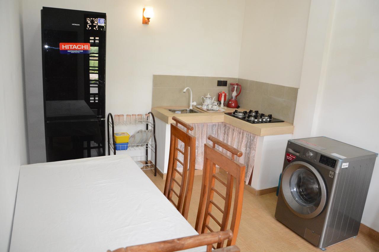 Villa Chaya Hikkaduwa Exteriör bild